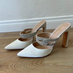 Lulus White Satin Rhinestone Bridal Pointed Toe Mule Pumps Shoes Size 7.5
